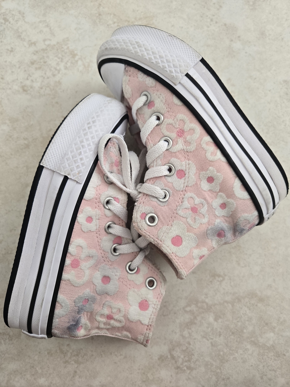 Converse KIDS CTAS Foral Chenille High Top Sneakers Size 11 toddler